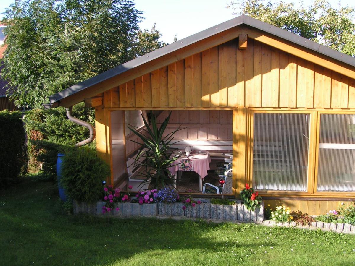 Gaestehaus Gertraud Neualbenreuth Exteriör bild